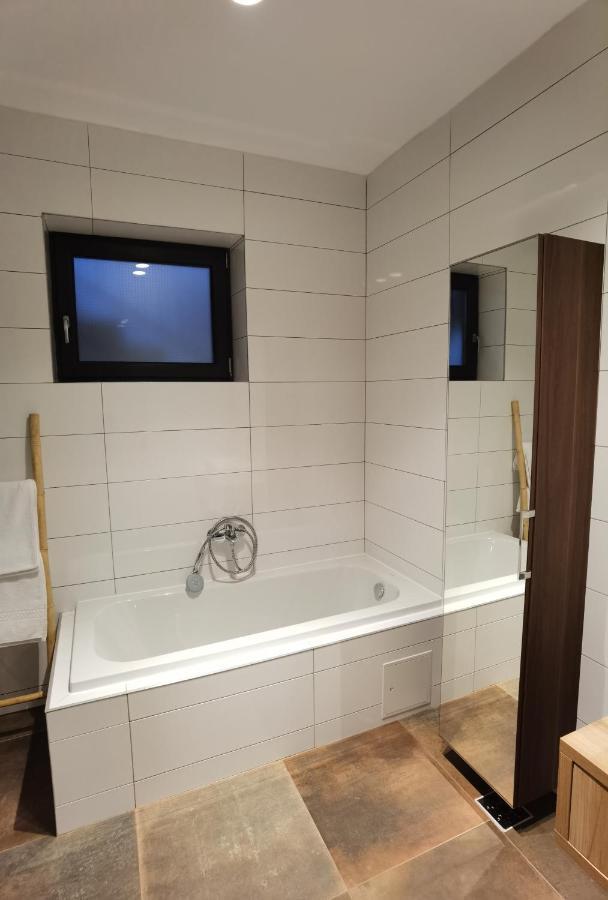 Edanapartments Tohanu Nou Buitenkant foto